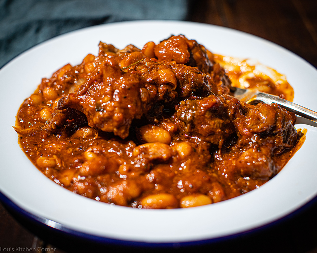 Slowbraised oxtail with pitbeans • Lou's Kitchen Corner
