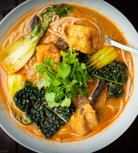 Delicious easy vegetarian laksa