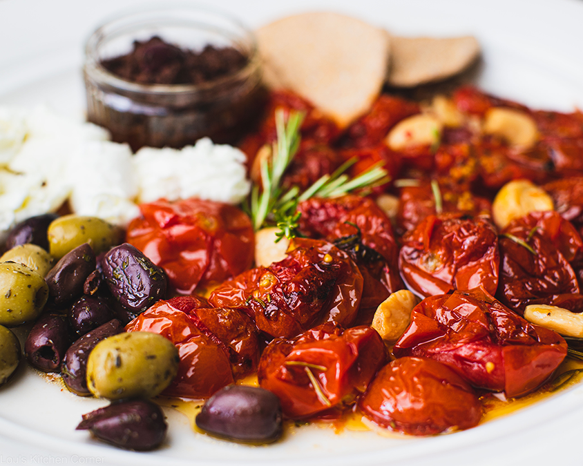 Confit tomatoes with garlic & rosemary • Lou's Kitchen Corner