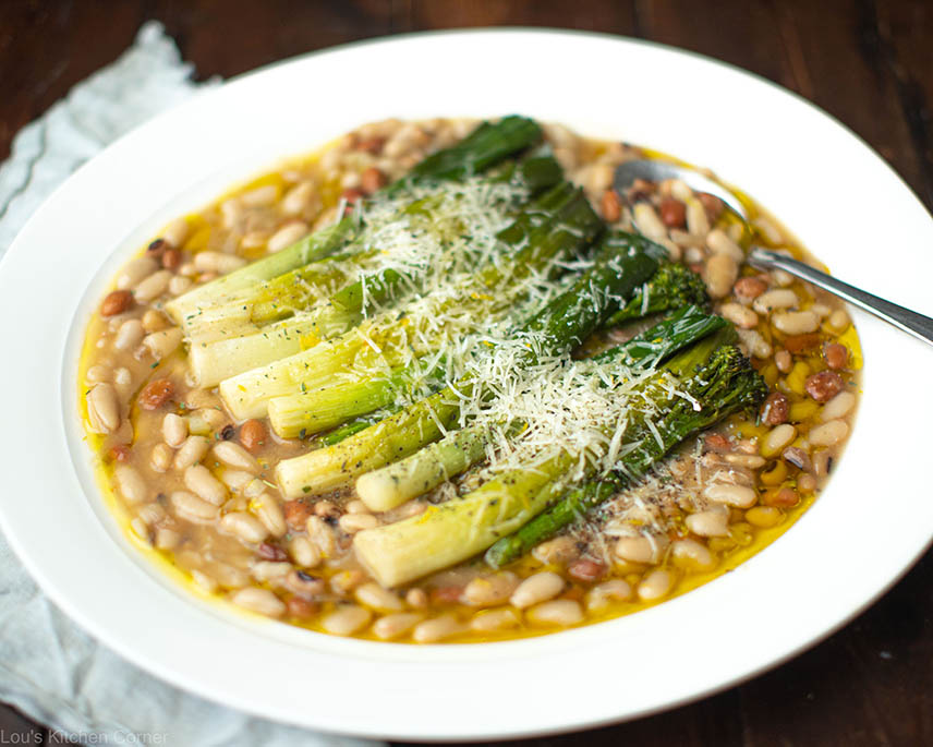 Cacio e Pepe beans with baked leeks • Lou's Kitchen Corner